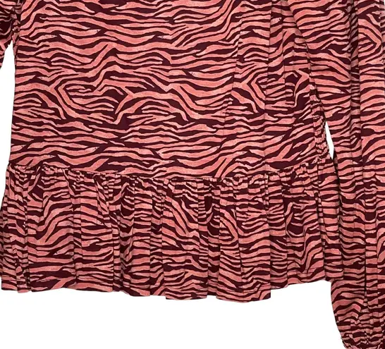 Ann Taylor LOFT Blouse Size Medium Tiger Print Ruffle Bottom Womens Rayon