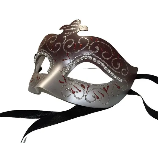 Boutique Masquerade Ball Mask Classic Venetian Halloween Party Theater Women Red Silver