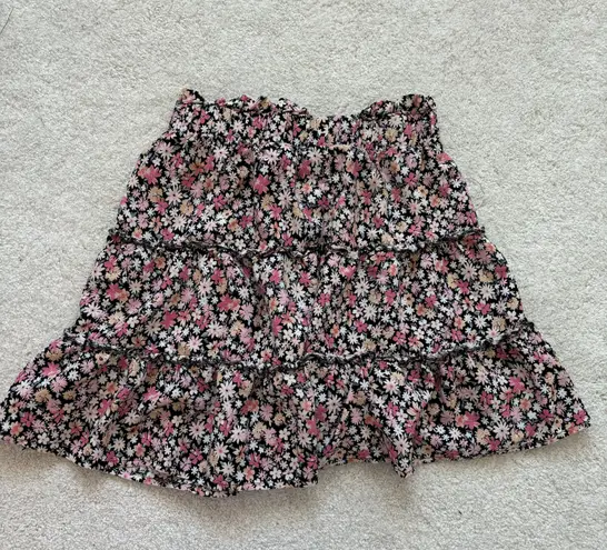 Wild Fable floral ruffle tiered mini skirt 