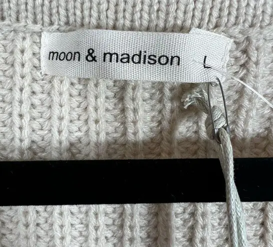 The Moon NWT & Madison Cropped Sweater L