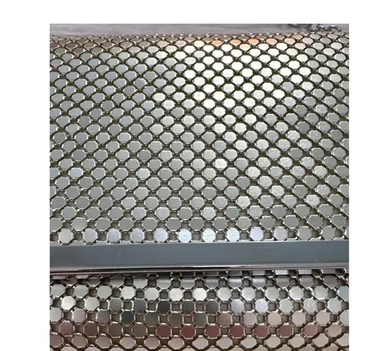 Jessica McClintock Vintage Silver metal mesh purse, chain shoulder strap