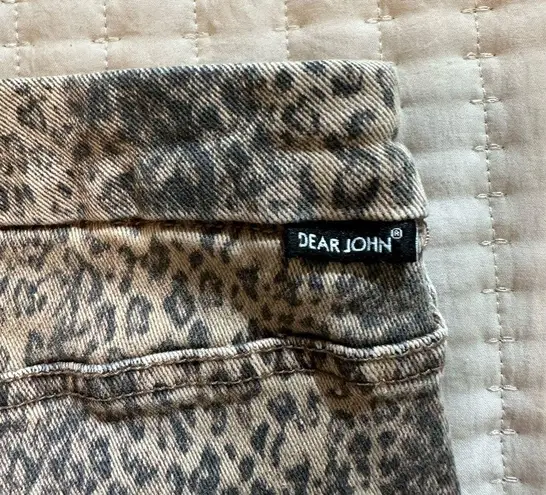 Dear John  Leopard print Giselle size 29 pants. Perfect for Fall