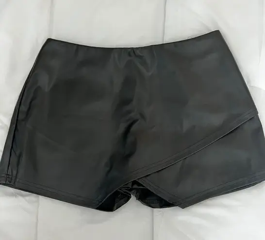 American Threads Black Leather Skort