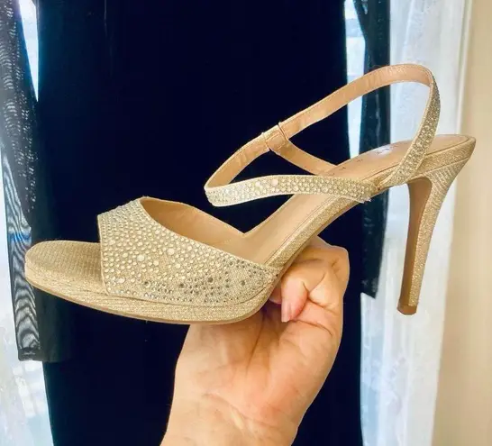 Kelly & Katie Sparkling Gold and Tan Heels 9