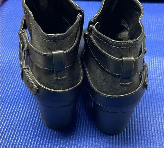 Hot Tomato Black Ankle Boots with Decorative Straps Size 9