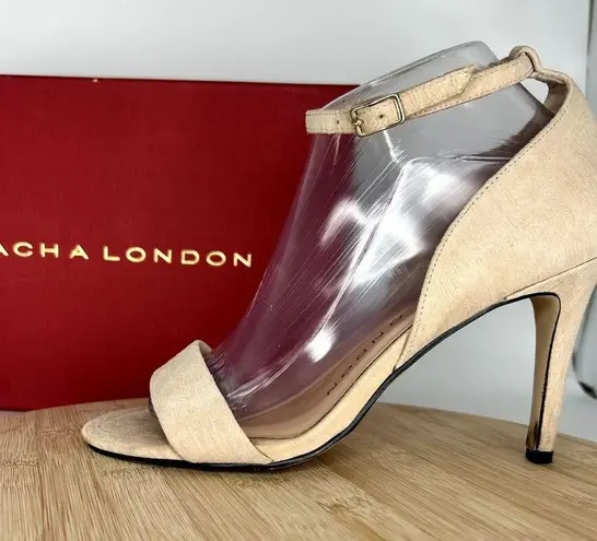 SACHA London Nude Beige Ankle Strap Heels Bruno Pumps Womens Size 8