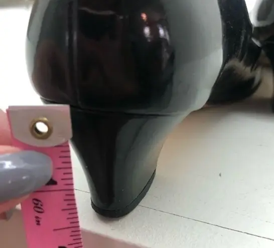 Salvatore Ferragamo black patent leather heels