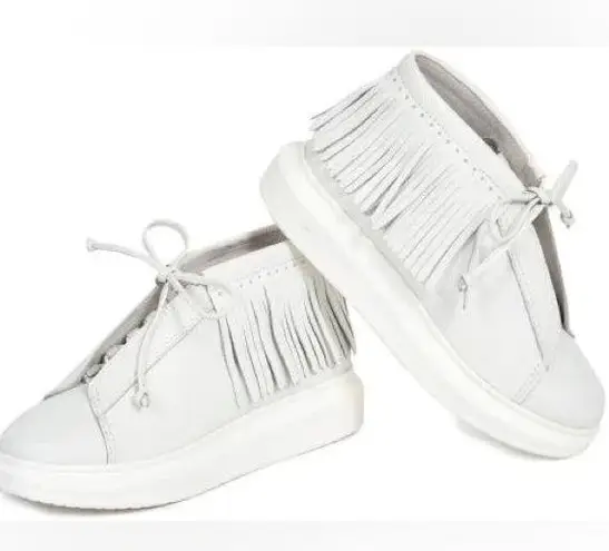 Hollie Watman women white leather fringe platform moccasin sneakers Size9.5 Size 9.5
