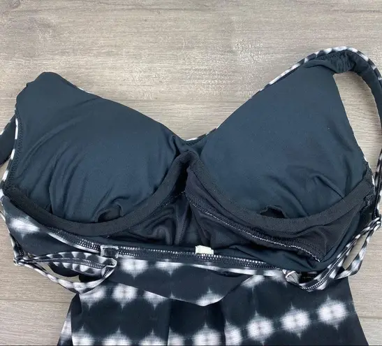Sea Level Australia Black&White Bandhani Tankini Top Sz.4 NWT