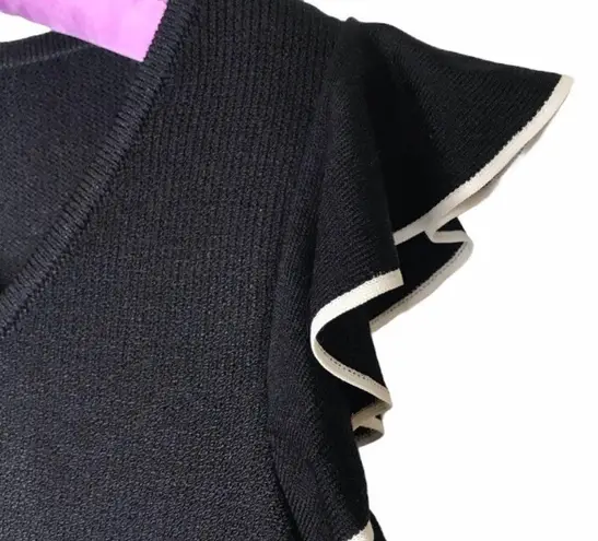 St. John NWT Santana Knit Ruffle Sleeve Dress