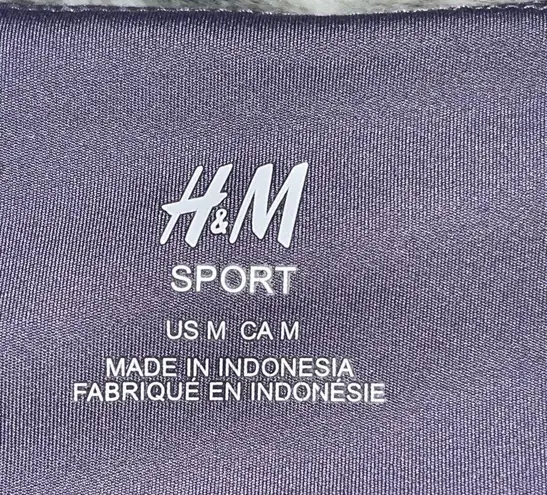 H&M  Sport Cropped Top