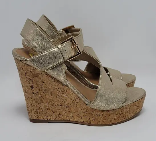 Womens Metallic Gold Glossy Open Toe Buckle Slingback Wedge Heel Sandals Size 8M