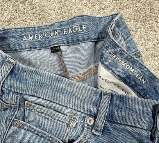 American Eagle  Curvy Mom Jeans High Rise Stretch Distressed Size 8 Long