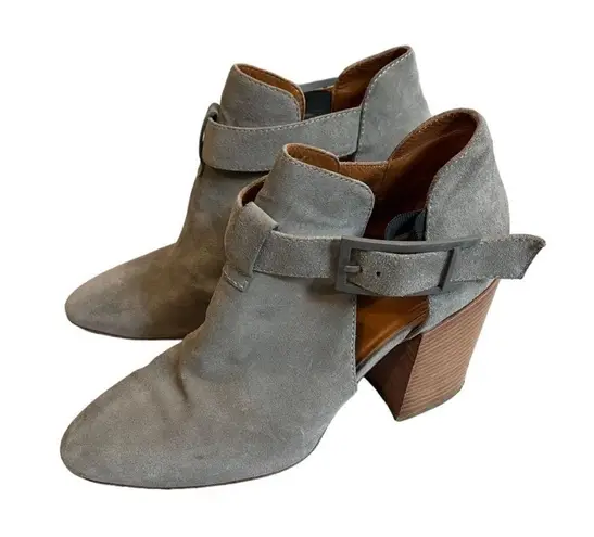 Aquatalia Freddi Suede Cutout Bootie, Ash Grey, Sz 10