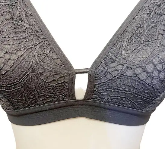 Lively Floral Lace Keyhole Busty Bralette No Wire Gray Size 1 (32DD, 33D/DD)
