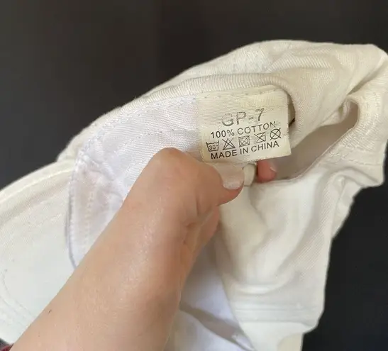 White Adjustable Cotton Baseball Cap With Embroidered Duck Design one size