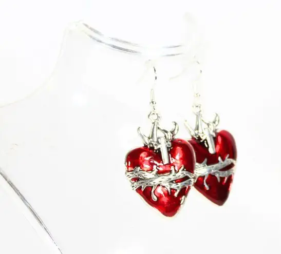 Handmade Grunge Goth Barbed Wire Red Heart Earring Silver-Toned Metal Hypoallergenic Hook