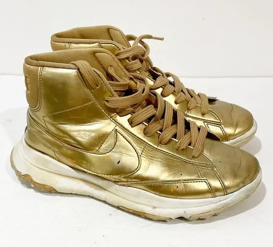 Nike  Michelle Wie P.E.Blazer Womens Size 7 Gold Golf Shoe Sneaker Mid Top