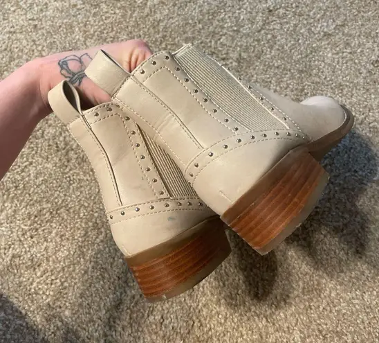 American Eagle  Outfitters White Pleather Ankle Booties