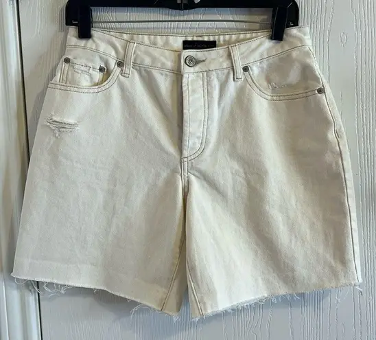 House of Harlow  1960 High Rise Mom Bermuda Short. Size 26