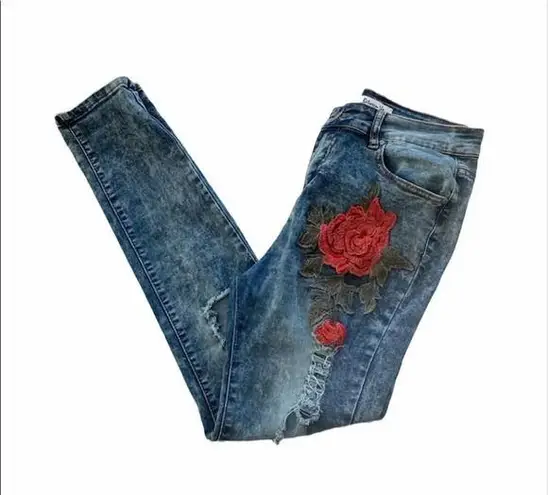 Between Us Rose Embellished Distressed Jeans 9 Blue Size undefined