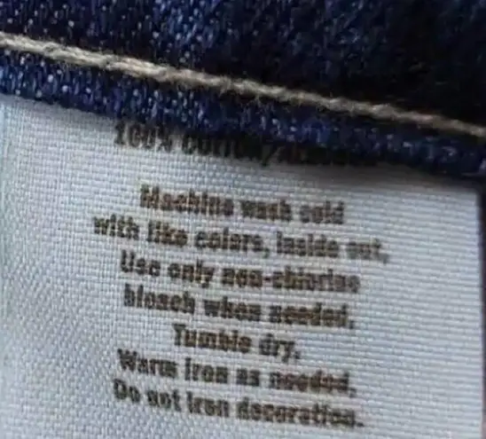 Decree Junior's Distressed Medium Stonewash Jeans