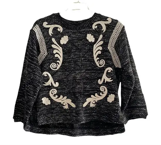 Lucky Brand  sweater embroidered black sweater size medium