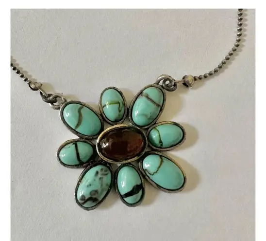 Sterling silver howlite and amber flower pendant necklace Blue