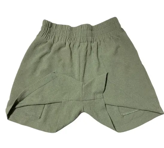 Abound 3/20 NWOT  high waist poly belted shorts army green size small