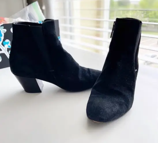 AQUATALIA Faylynn Waterproof Suede Black Booties