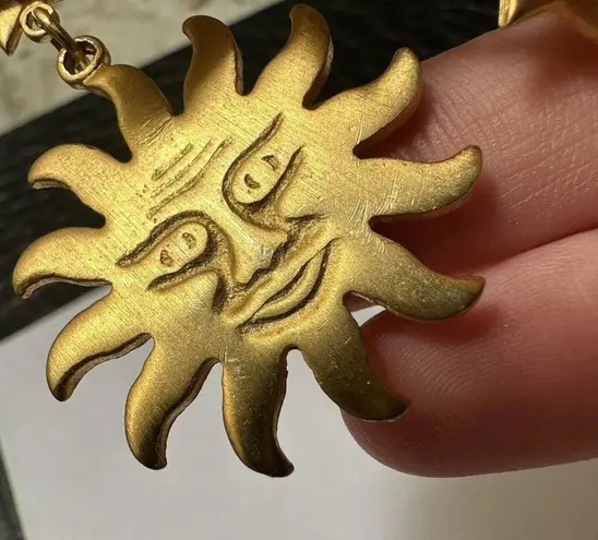 Large Matte Gold Tone Airplane With Plane Sun & Star Charms Brooch Pin