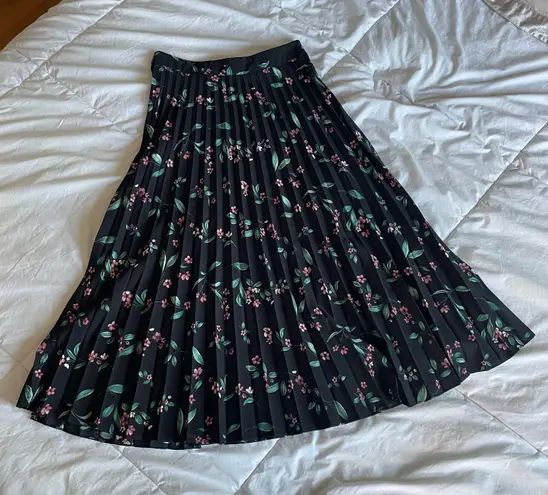 Amisu Skirt  Size 6 Floral