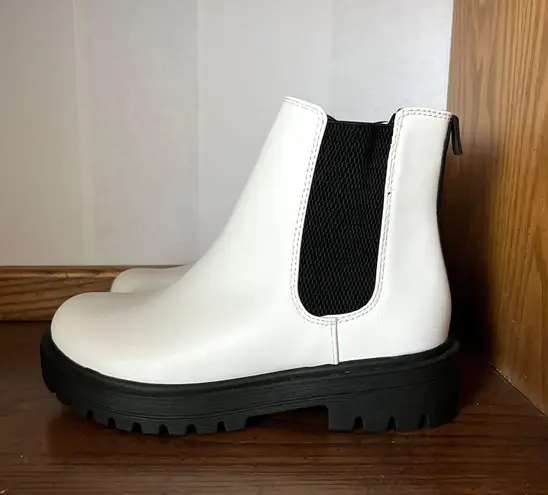 SheIn Chelsea Boots