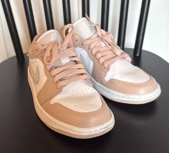 Nike  Jordan 1 Low Crimson pink tint sneaker size 6 thumbnail 5