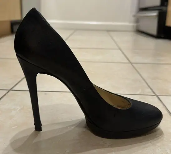 Brian Atwood black pumps