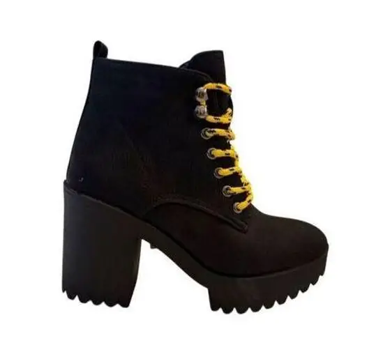 Seven7 Women's Black Chunky Lug Heel Lace-Up Ankle Platform Boots Size 10