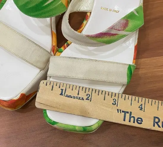 ESCADA White Floral Tropical Beach Wedge Sandals Size 35 1/2 (6