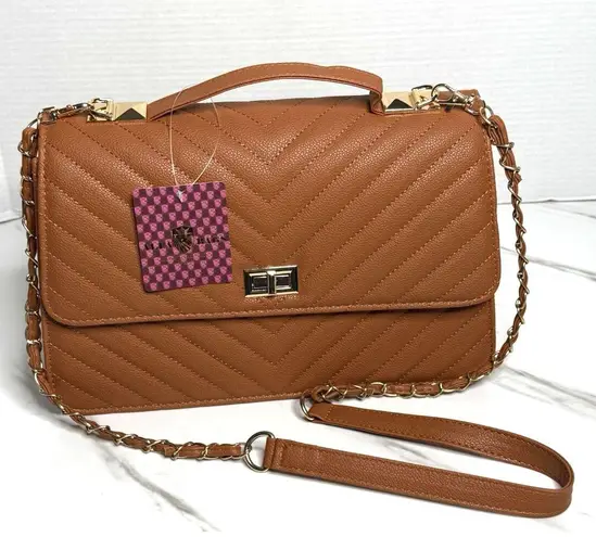 ALFA BAGS Classic Quilted Tan Shoulder Crossbody Red Lined Purse Chain Strap NEW