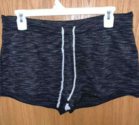 So perfect lounge short sale
