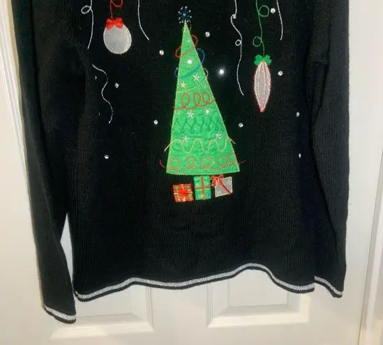 White Stag  Black Christmas Applique Ugly Christmas Sweater M