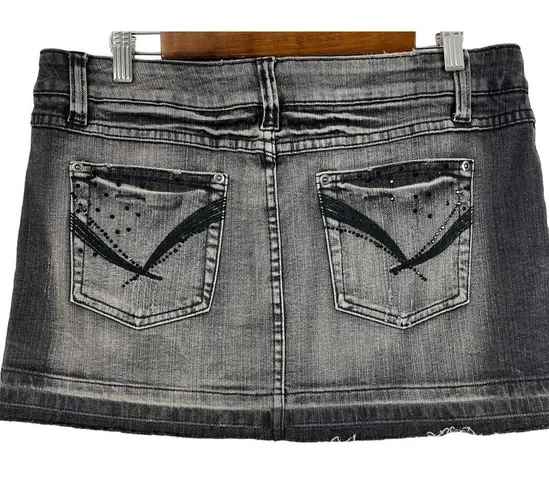 No Boundaries VTG Y2K  Micro Mini Skirt Size 13 Denim Gray Black Studded Grunge