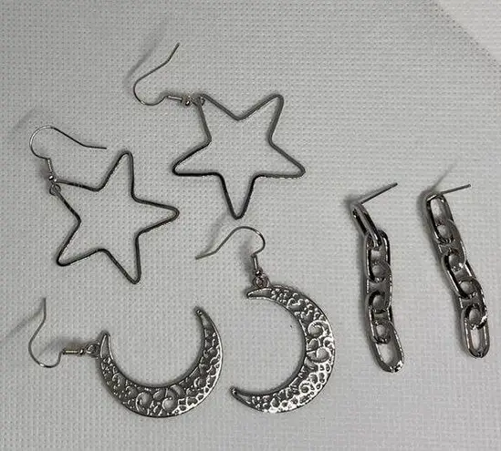 The Moon Stars &  & Chain Bundle Earring Set