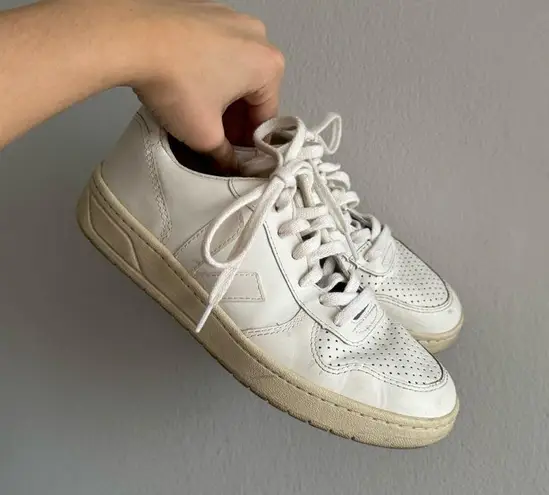 VEJA  V-10 White Sneakers 6