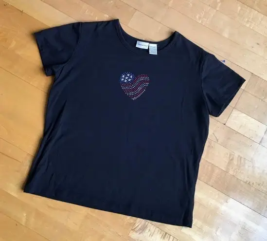 White Stag Crystal, Bling, Rhinestone Heart Tee, Black, Red, White, Blue, Size L
