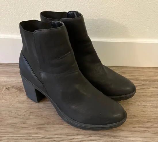Matt & Nat Montroyal Vegan Leather Chunky Boot EU Size 41