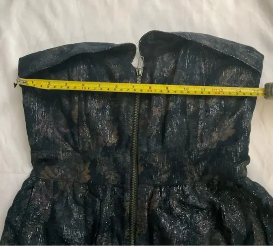 Staring At Stars Urban Outfitters Strapless Tapestry Zip Dress 4 Metallic Floral