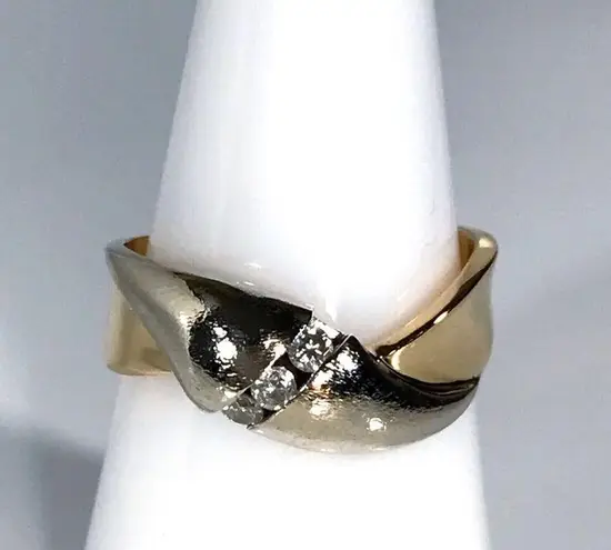 14KT .28 CARAT DIAMOND SOLID YELLOW & CHAMPAGNE GOLD BYPASS RING