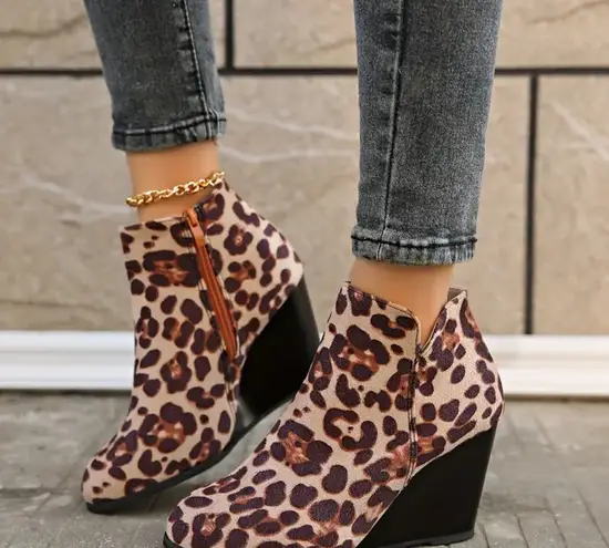 Cheetah Heeled Booties Multi Size 7.5