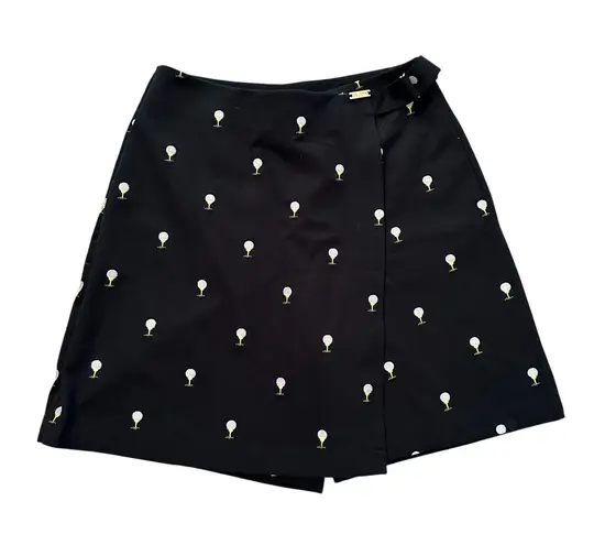 St. John Sport black golf pattern mid-length skort size 6