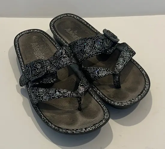 Alegria women’s metallic sandals, size 10